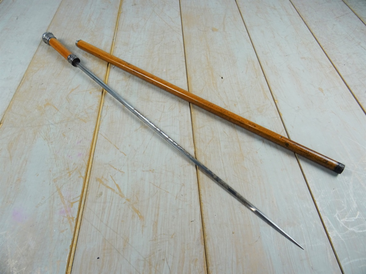 A Fine Quality 19th C Walking Stick Sword Stick (10).JPG